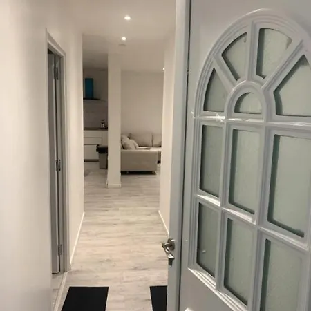 Villa Grande Demeure Avec Parc Privee Au Bord De La Riviere