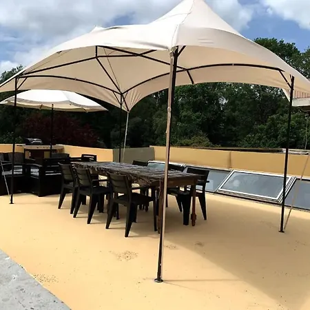 Grande Demeure Avec Parc Privee Au Bord De La Riviere