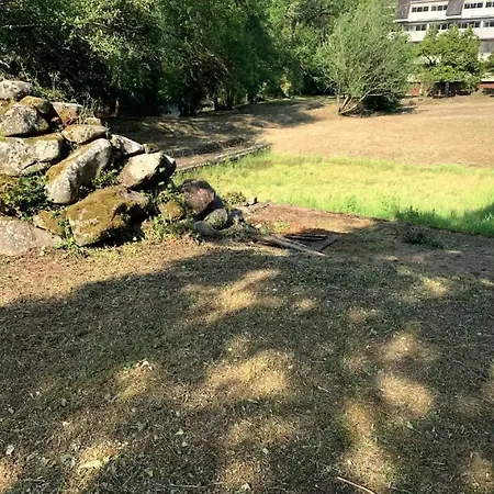 Grande Demeure Avec Parc Privee Au Bord De La Riviere Villa *